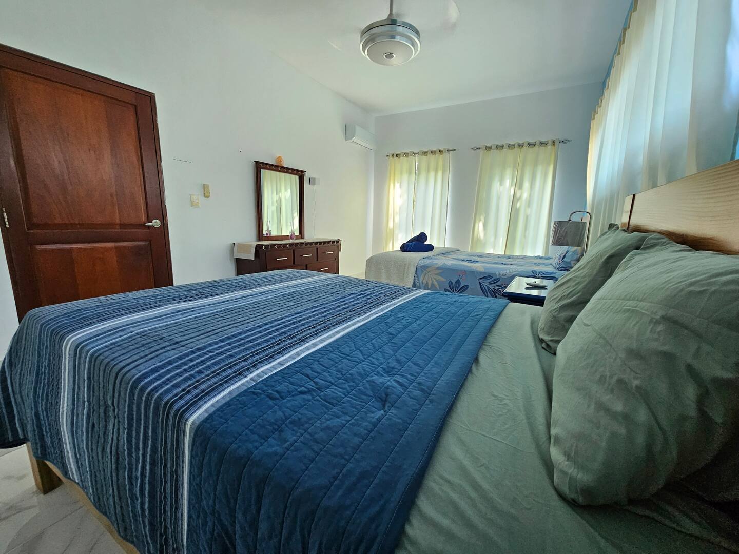 room is a Spacious size room now has 3 beds